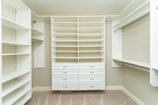 848 Fox Valley Place SW, Rochester, MN 55902