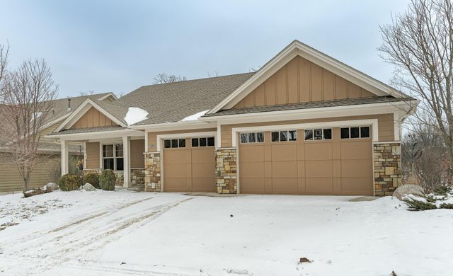 848 Fox Valley Place SW, Rochester, MN 55902