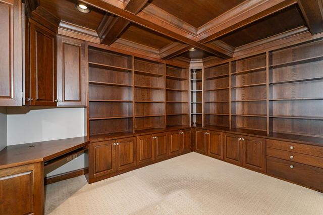 848 Fox Valley Place SW, Rochester, MN 55902