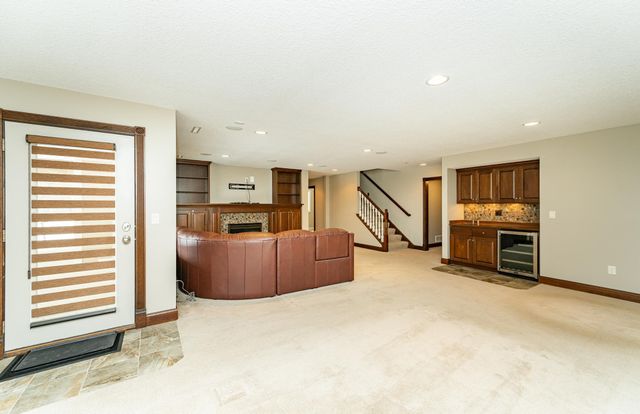 848 Fox Valley Place SW, Rochester, MN 55902