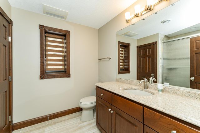 848 Fox Valley Place SW, Rochester, MN 55902