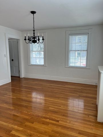 25 Franklin Street 25, Peabody, MA 01960