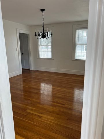 25 Franklin Street 25, Peabody, MA 01960