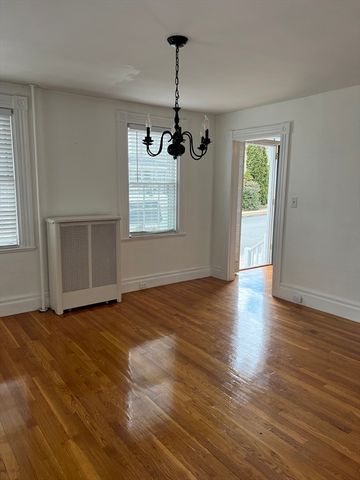 25 Franklin Street 25, Peabody, MA 01960