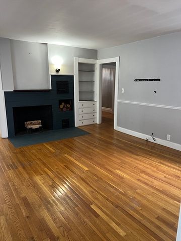 25 Franklin Street 25, Peabody, MA 01960