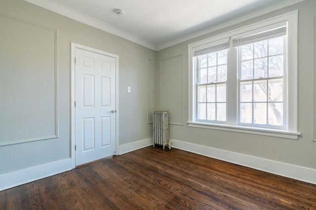 7418 N Damen Avenue 2, Chicago, IL 60645