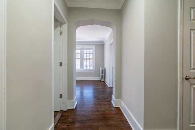 7418 N Damen Avenue 2, Chicago, IL 60645