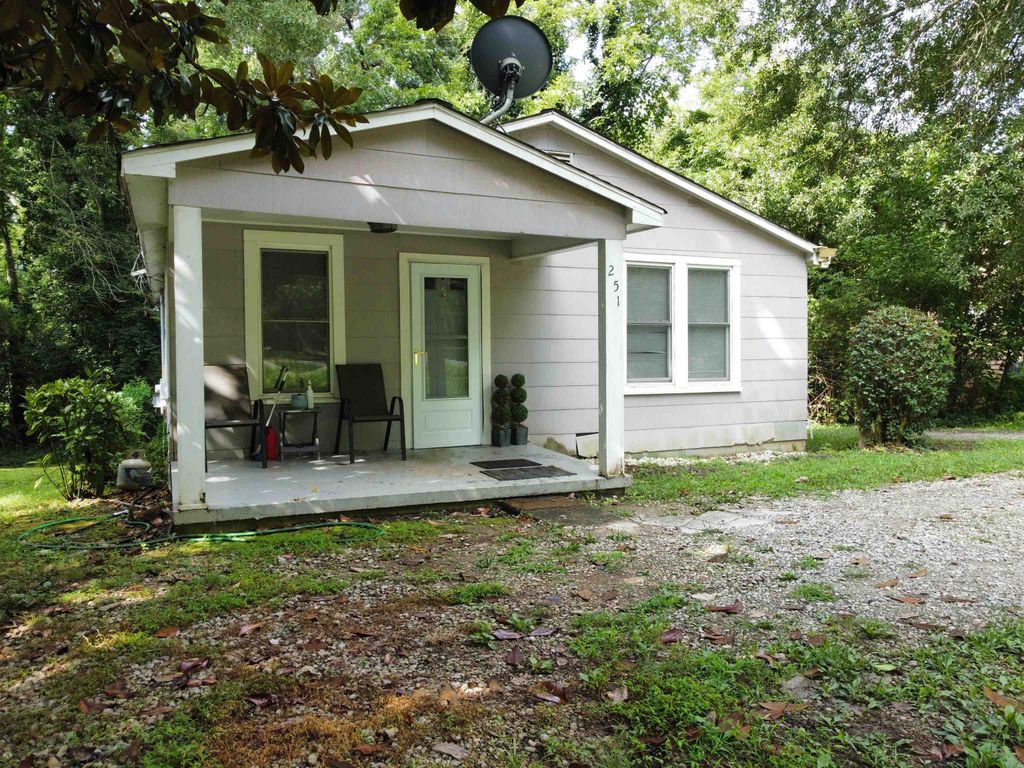 251 Old Petrie Road, Spartanburg, SC 29302