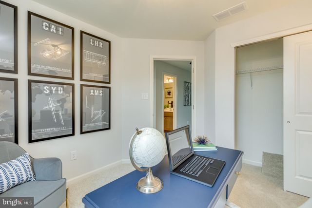 12 RAVELLO CT, Berlin, NJ 08009