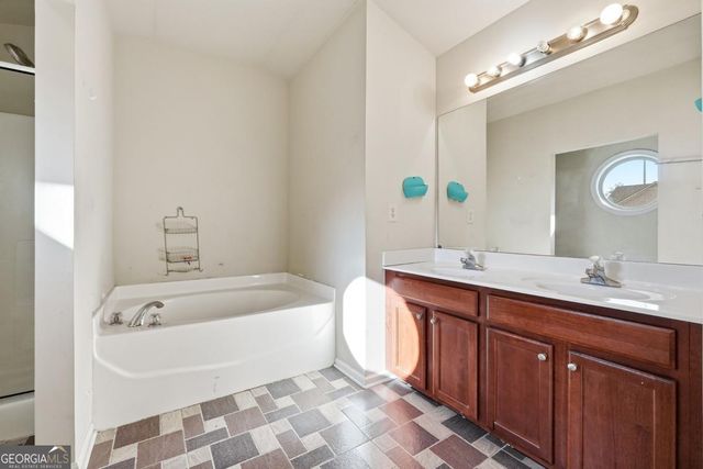 6199 Thorncrest Drive, Tucker, GA 30084