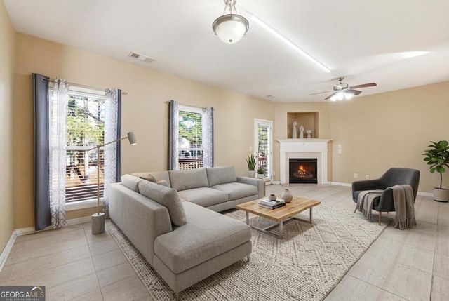 6199 Thorncrest Drive, Tucker, GA 30084