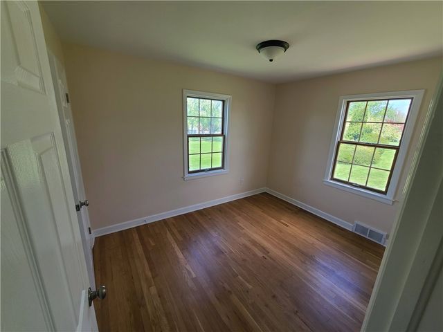 819 Allegheny Ave, Shenango Twp, PA 16101