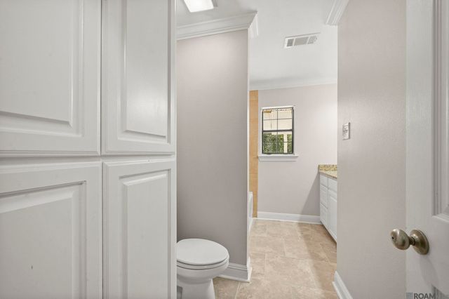 28766 Magnolia Dr, Walker, LA 70785