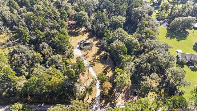 28766 Magnolia Dr, Walker, LA 70785