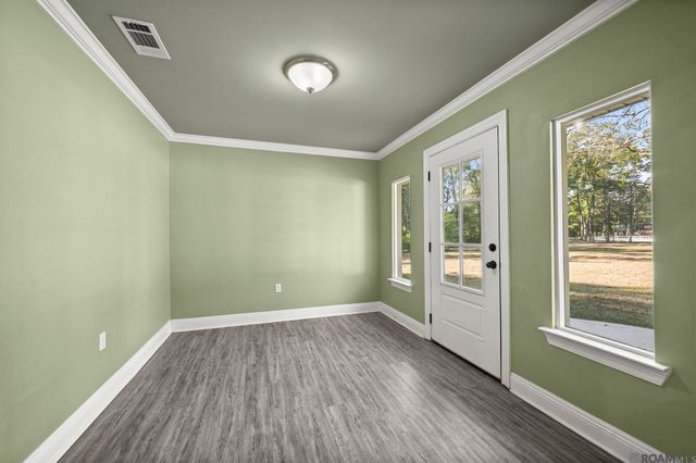 28766 Magnolia Dr, Walker, LA 70785