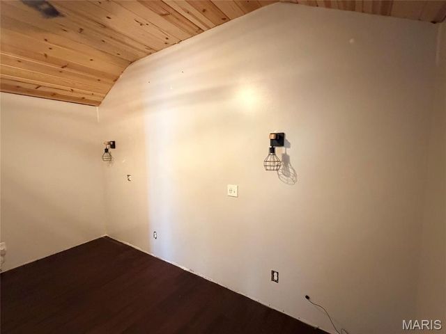 55224 Buffalo Lane, New London, MO 63459