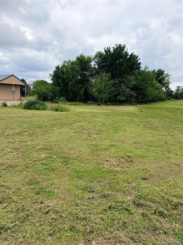 55224 Buffalo Lane, New London, MO 63459