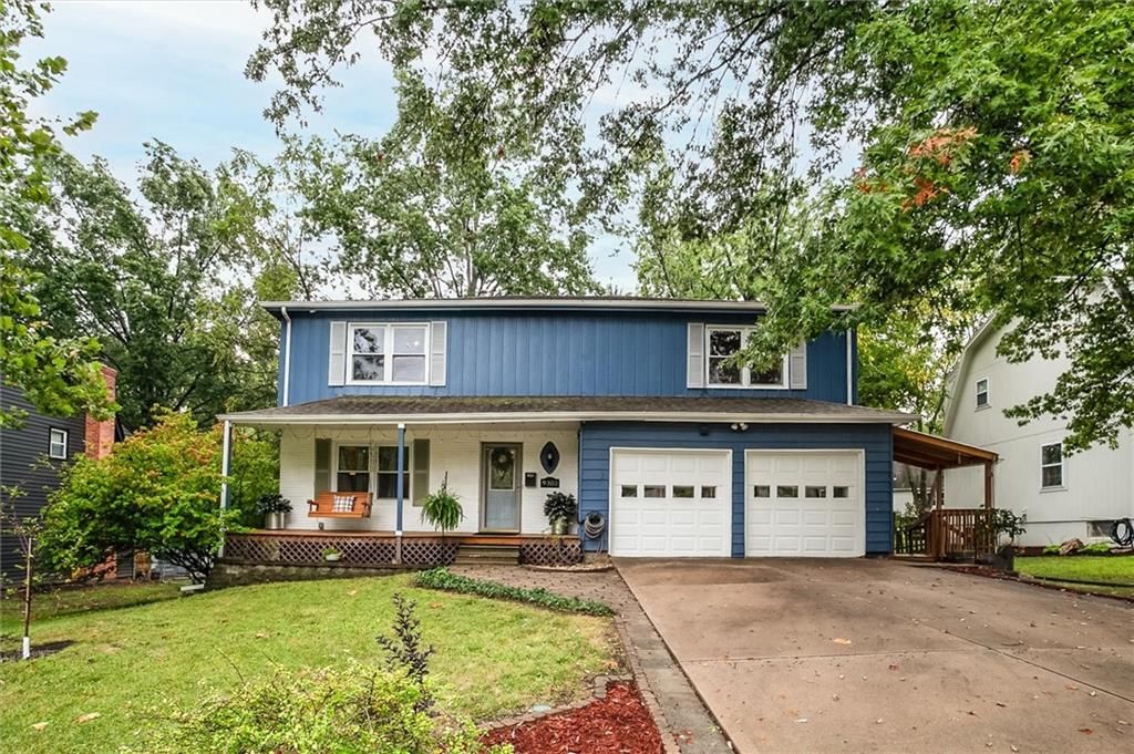 9303 Grant Drive, Overland Park, KS 66212