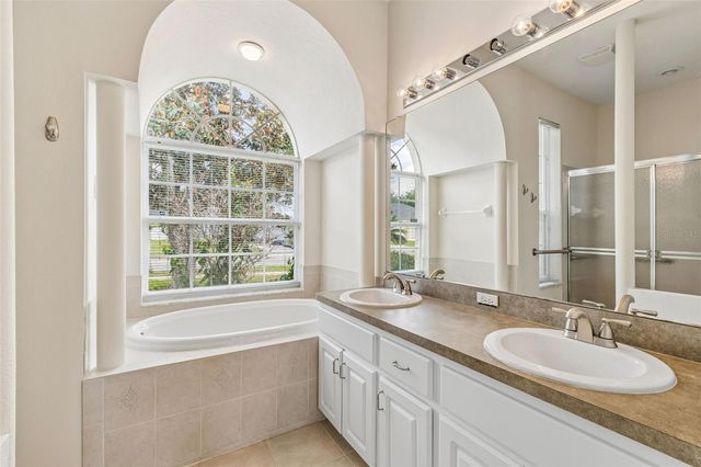 1531 CANOE DRIVE, Lutz, FL 33559