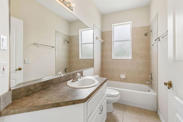 1531 CANOE DRIVE, Lutz, FL 33559