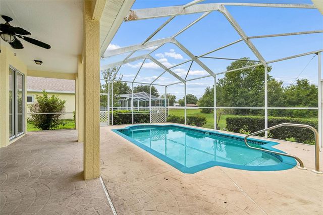 1531 CANOE DRIVE, Lutz, FL 33559