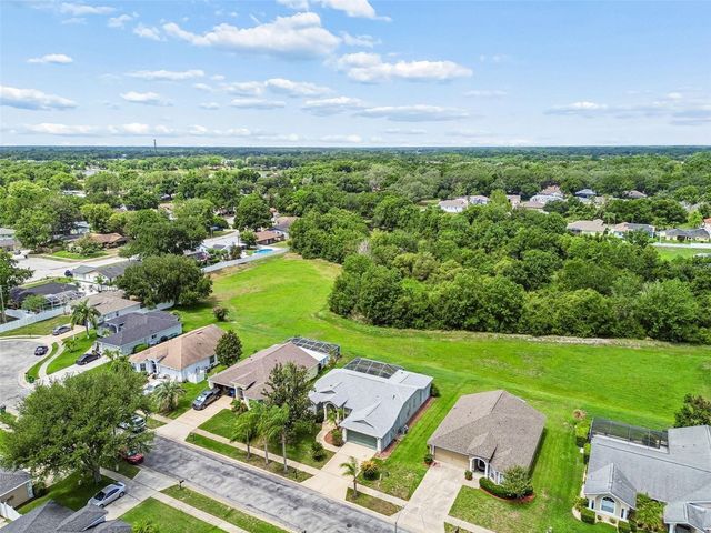 1531 CANOE DRIVE, Lutz, FL 33559