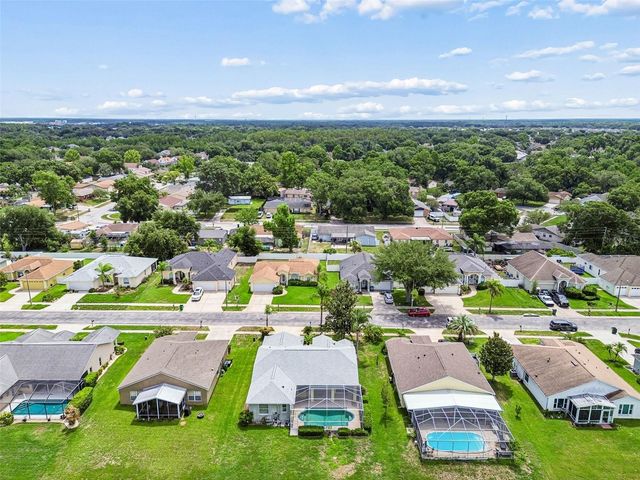 1531 CANOE DRIVE, Lutz, FL 33559