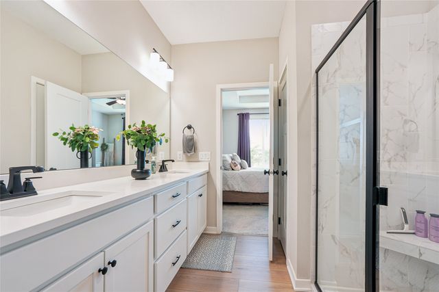 5418 NE Briarwood Drive, Ankeny, IA 50021