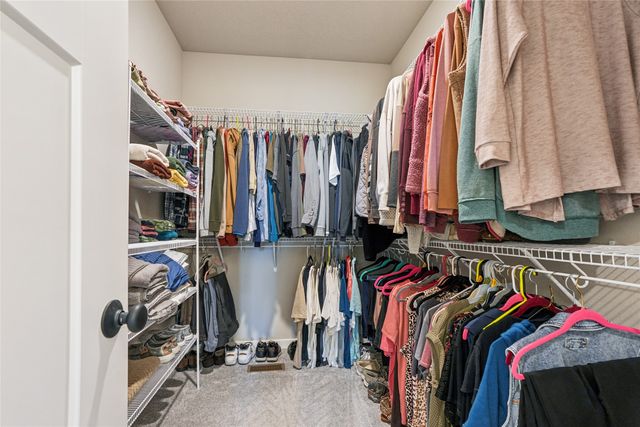 5418 NE Briarwood Drive, Ankeny, IA 50021