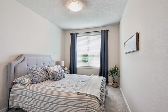 5418 NE Briarwood Drive, Ankeny, IA 50021