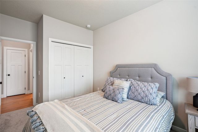 5418 NE Briarwood Drive, Ankeny, IA 50021