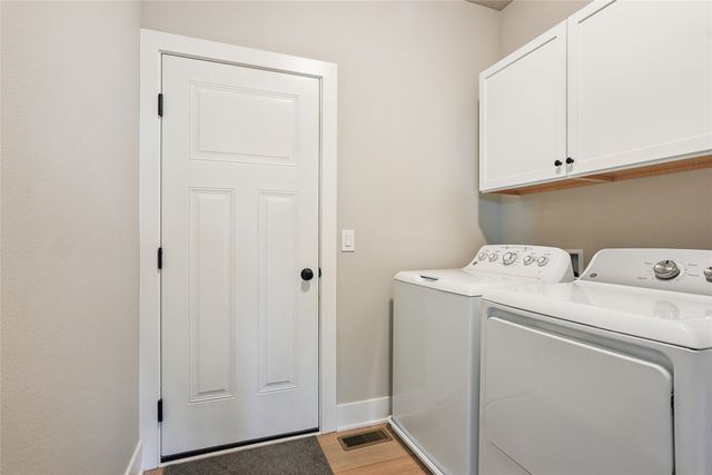 5418 NE Briarwood Drive, Ankeny, IA 50021