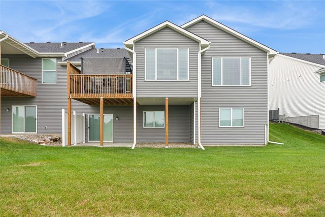 5418 NE Briarwood Drive, Ankeny, IA 50021