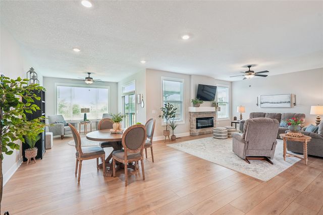 5418 NE Briarwood Drive, Ankeny, IA 50021