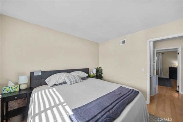 24307 La Glorita Circle, Newhall, CA 91321
