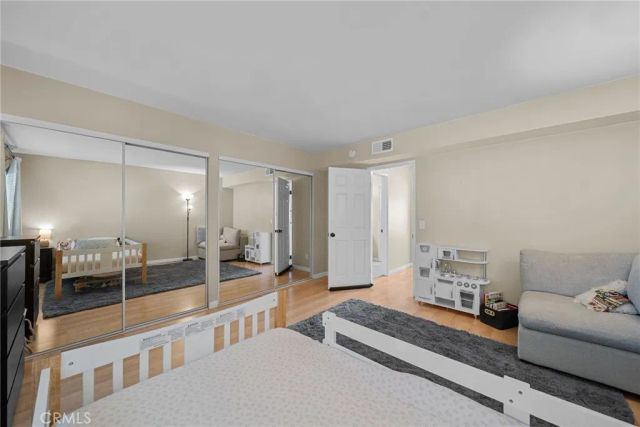 24307 La Glorita Circle, Newhall, CA 91321