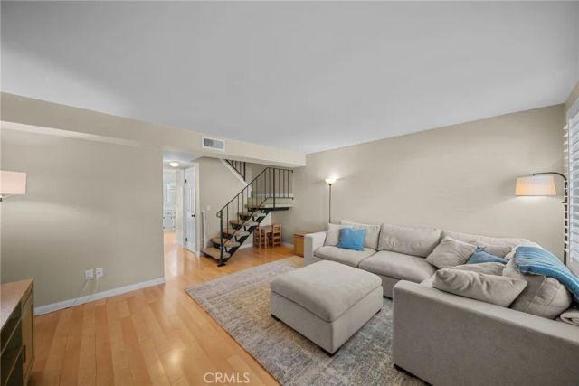24307 La Glorita Circle, Newhall, CA 91321
