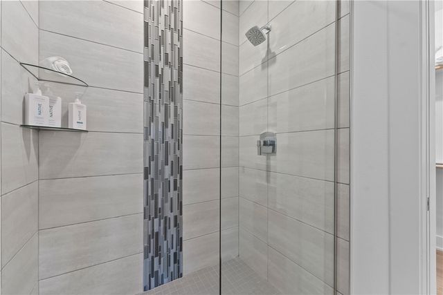 402 SW C Street, Bentonville, AR 72712