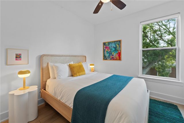 402 SW C Street, Bentonville, AR 72712