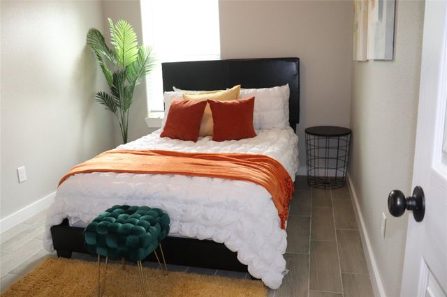 426 New Mexico Street B, Houston, TX 77029