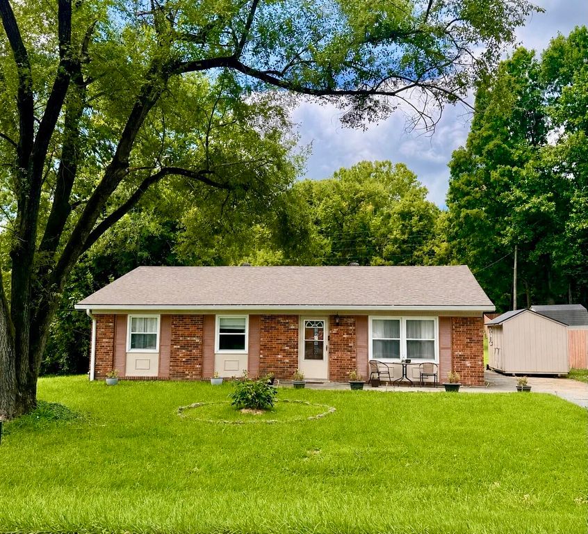 33 Meadowbrook Drive, Frankfort, KY 40601