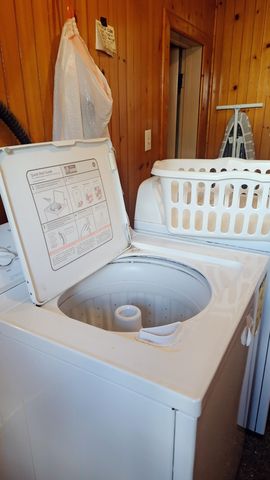 202 W Henry Street, Saline, MI 48176