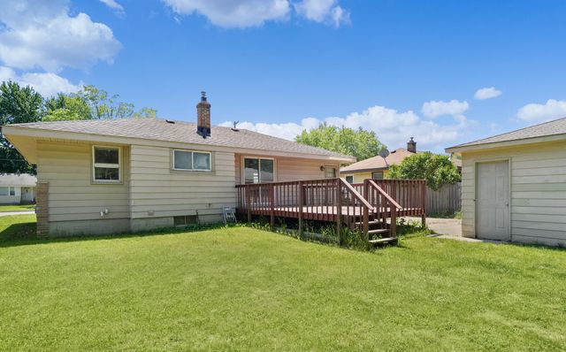 631 Oakcrest Street Sw, Kent City Vllg, MI 49509