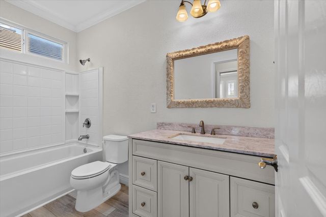 17021 Tulip Tree Way, Lathrop, CA 95330