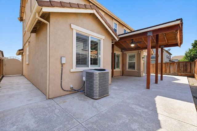 17021 Tulip Tree Way, Lathrop, CA 95330