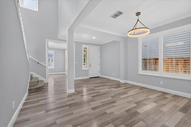 17021 Tulip Tree Way, Lathrop, CA 95330