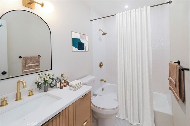 6679 Unit 10 Linda Vista Road 10, Linda Vista, CA 92111