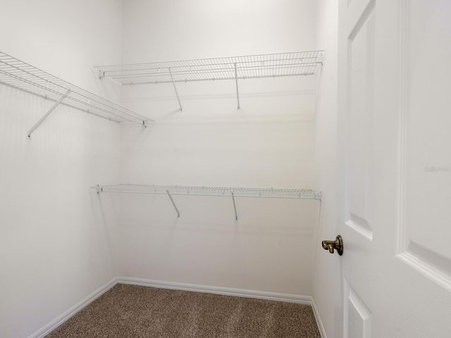 863 MACAW CIRCLE, Venice, FL 34285