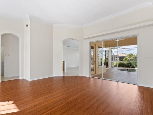 863 MACAW CIRCLE, Venice, FL 34285