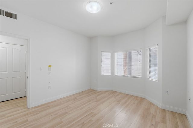 17888 Alburtis Avenue B117, Artesia, CA 90701